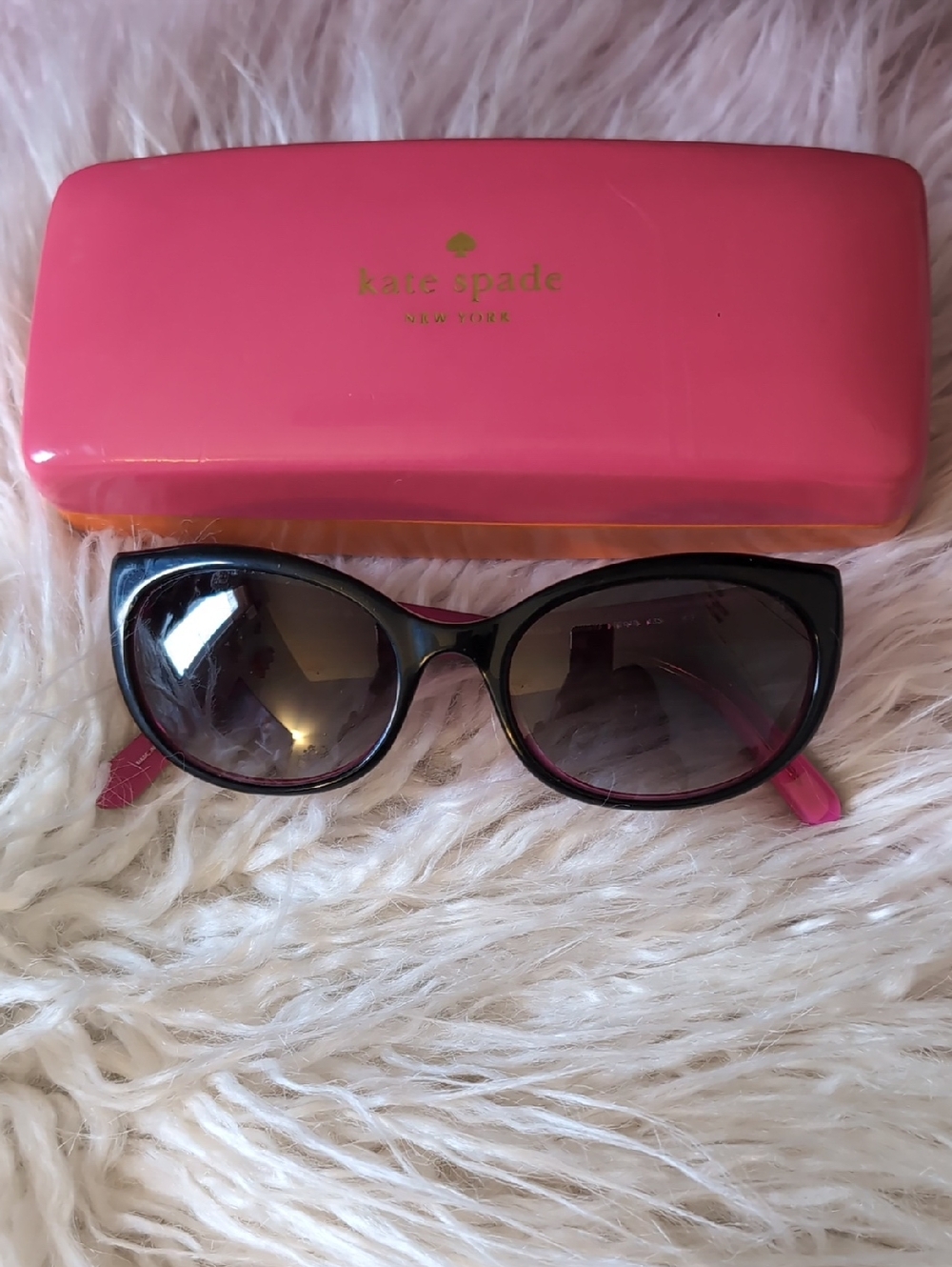 Kate Spade Sunglasses With Case